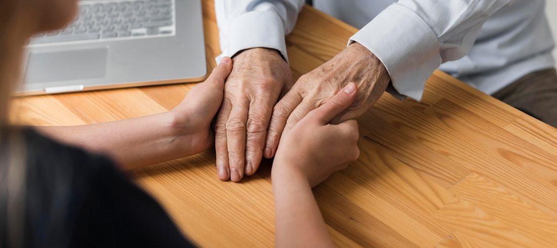 Navegando por las emociones: El viaje de los clientes en busca de la Ley de la Segunda Oportunidad